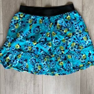 Beautiful Girls 10-12 Skirt blue with flowers